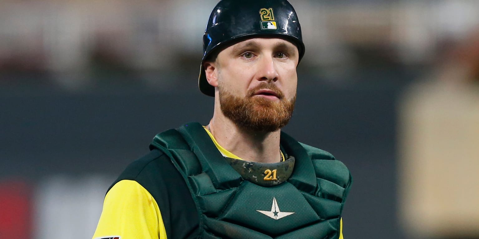 Angels sign Jonathan Lucroy to one year, $3.35 million deal