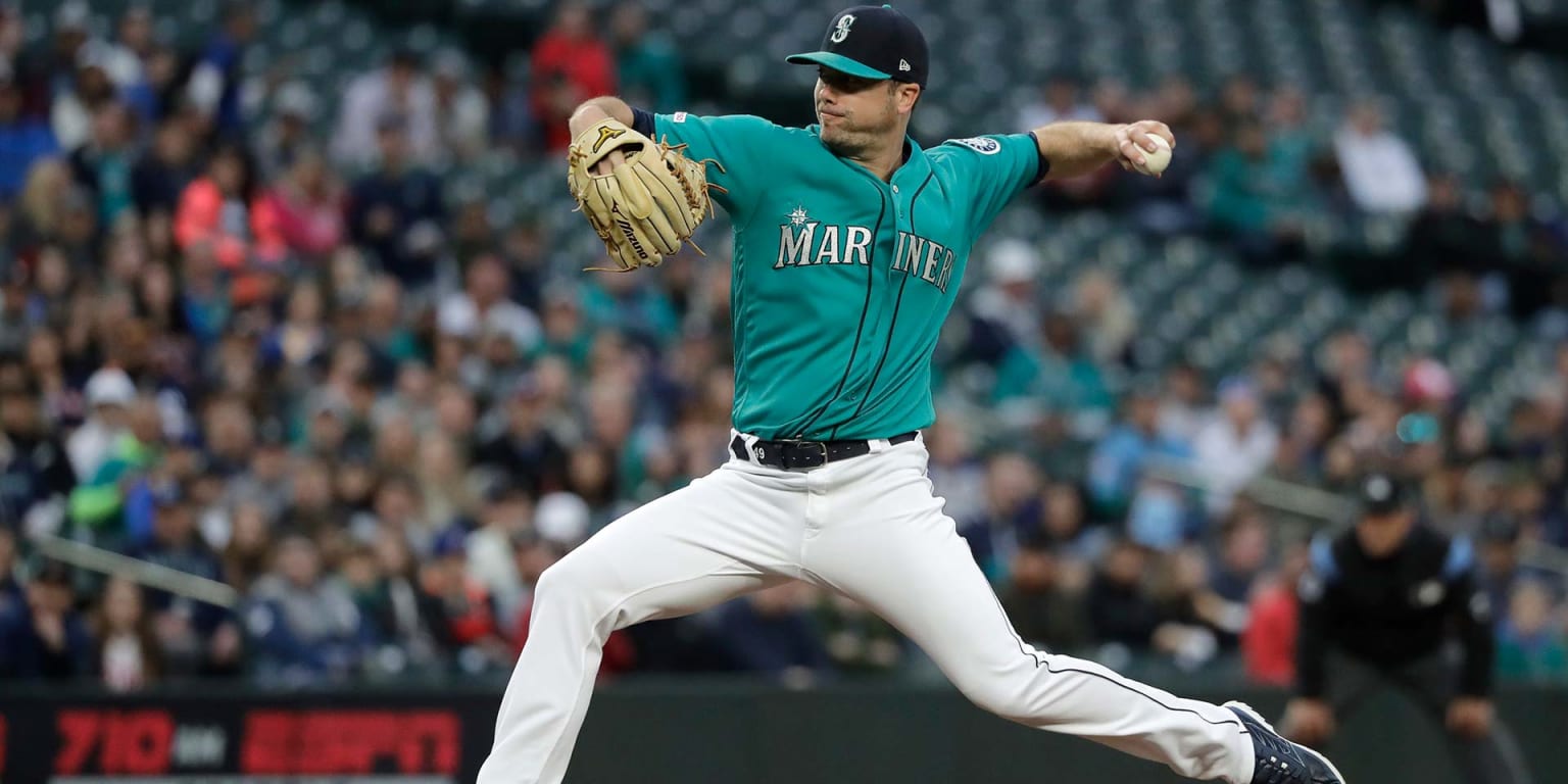 Seattle Mariners: What does the future hold for Wade LeBlanc?