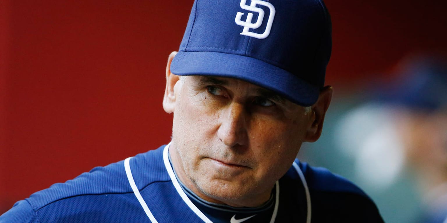 L.A. Dodgers manager Dave Roberts suspended 1 game for spat with Padres