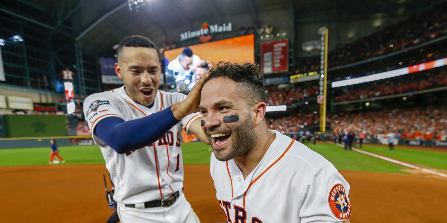 Altuve Walks it Off! - Clinch Cam, What a scene in Houston! Check out the  moment Jose Altuve's walk-off homer sent the Houston Astros to the World  Series!