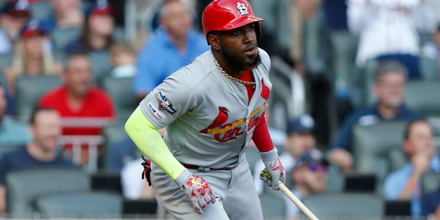 Ozuna to reject Cards' qualifying offer; he's drawing interest from Reds  and others