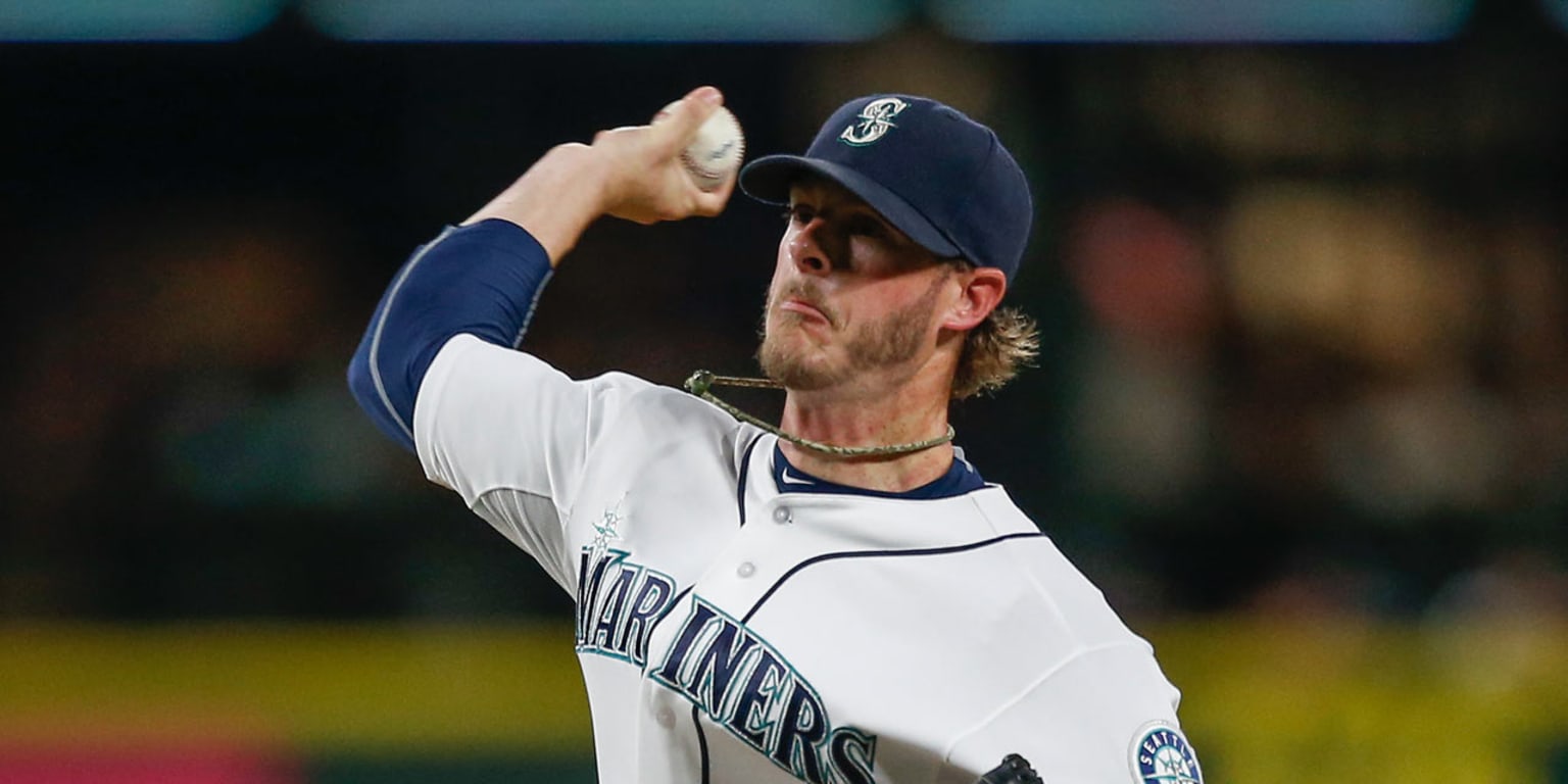 Mariners trade Anthony Swarzak to Braves for 2 relievers