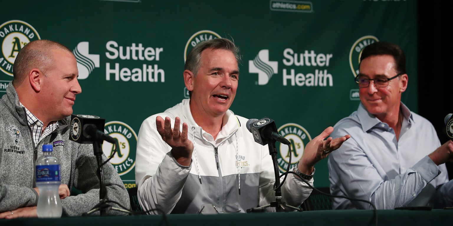 Billy Beane promoted to VP, David Forst named A's general manager