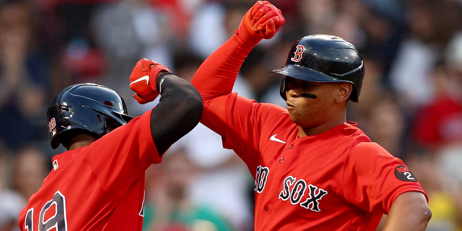 Rafael Devers homers for fourth straight game in Boston win