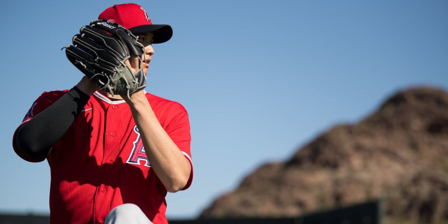 Healthy Ohtani flashes triple-digit heat - MLB.com