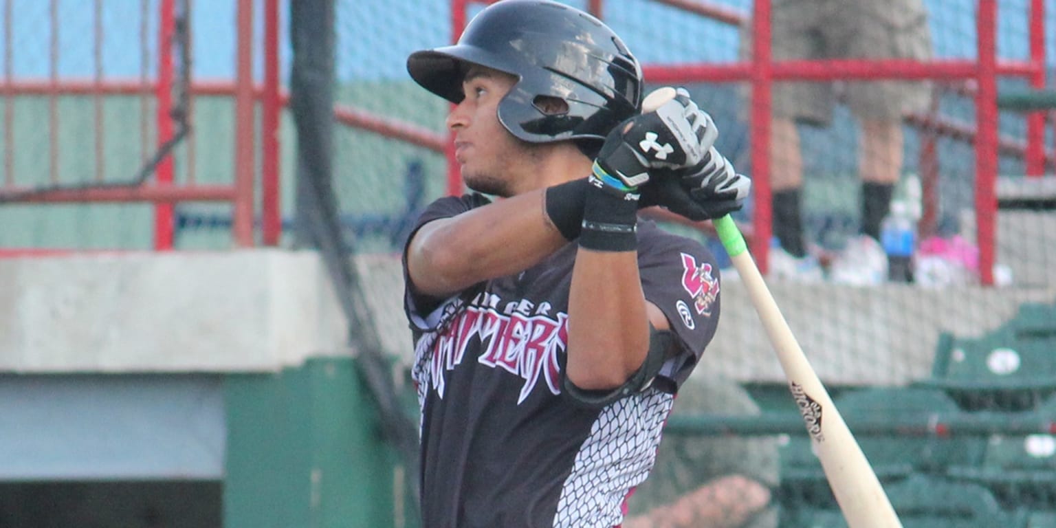 Jake Gatewood hits two homers for Wisconsin