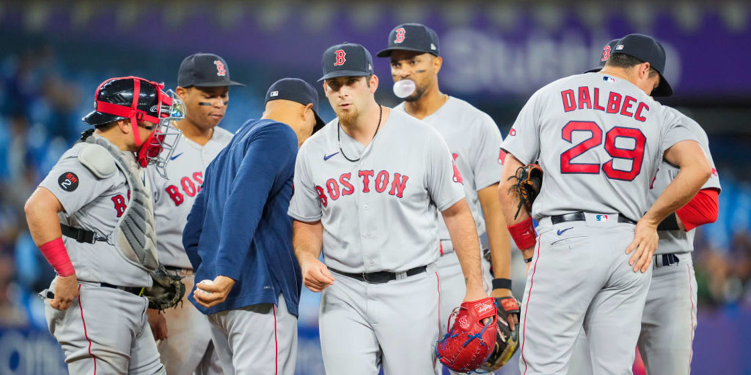 Red Sox Bullpen Fails To Hold Off Blue Jays In Ninth, Toronto Walks Off  With Win Tuesday