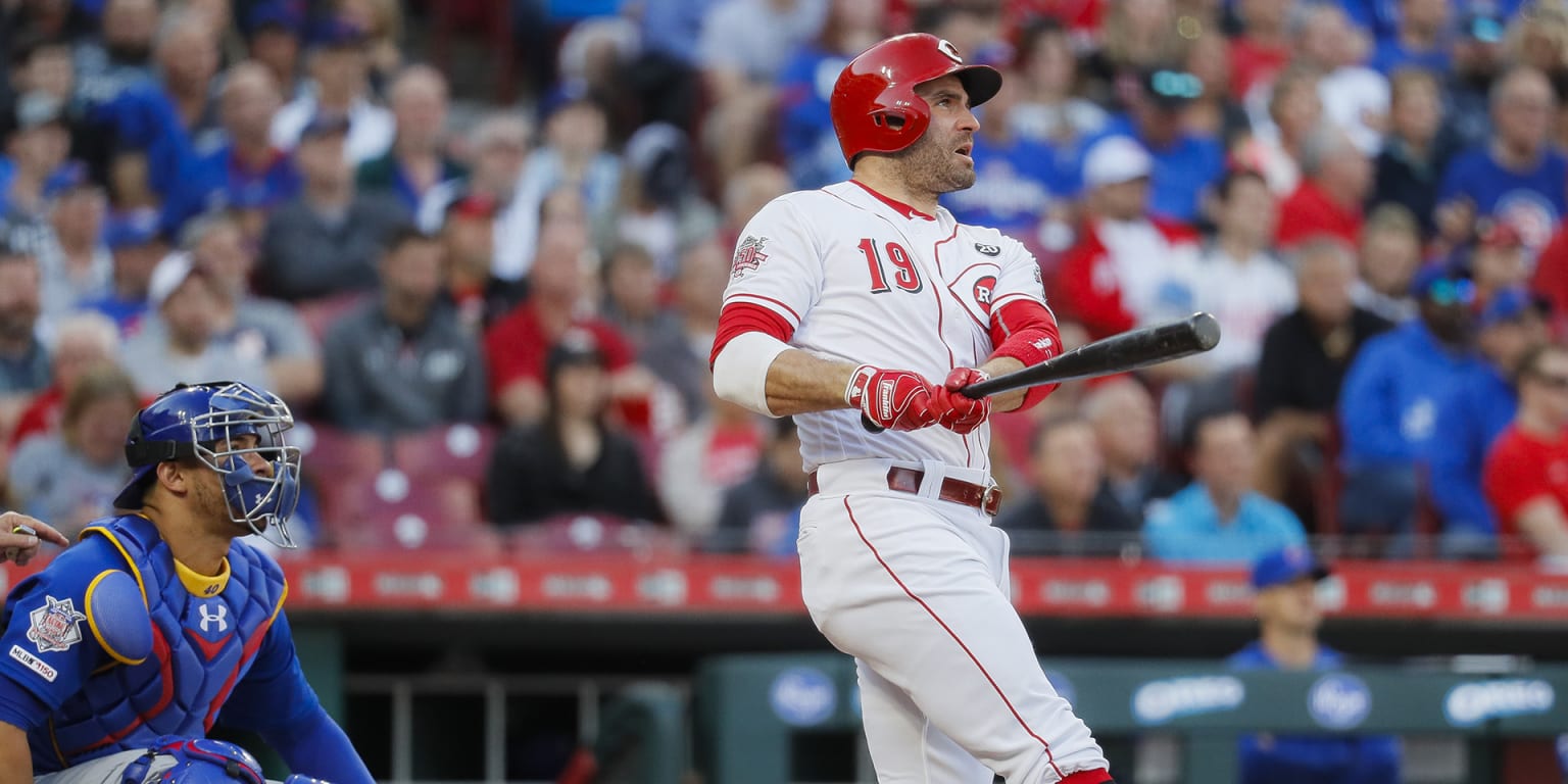 Joey Votto hits first May home run in loss to Cubs