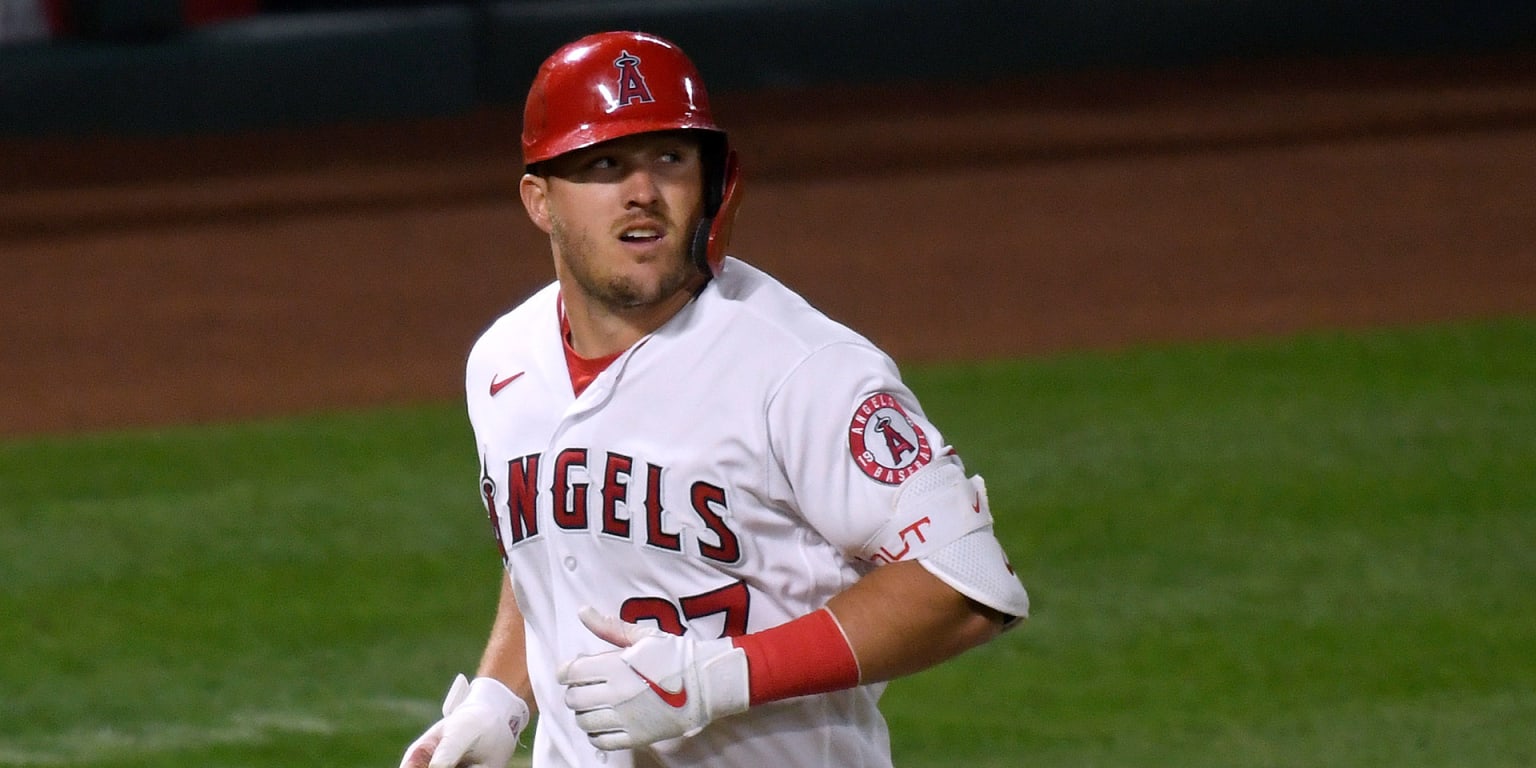 Mike Trout makes the first 2021 home run
