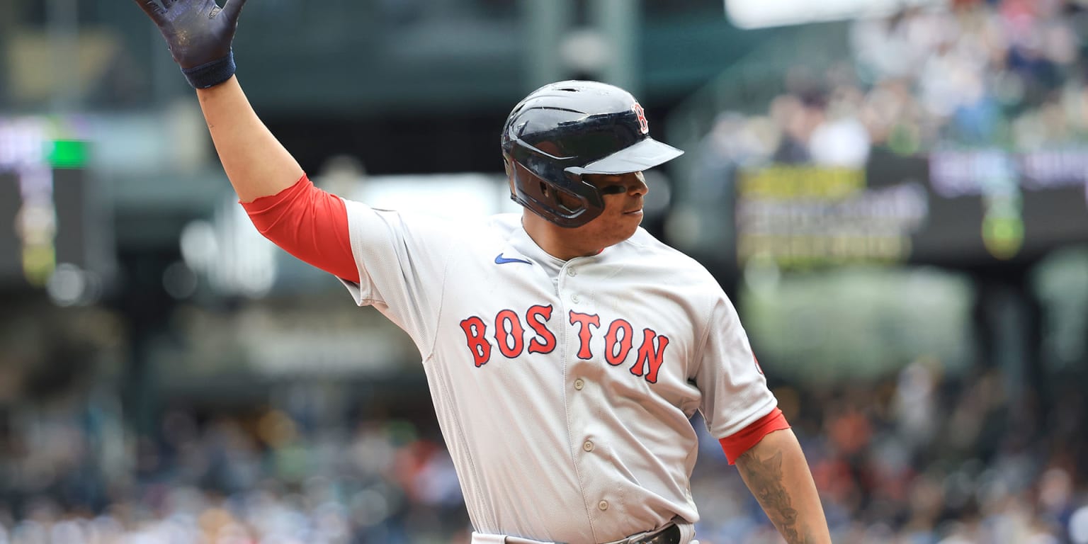 Rafael Devers' home run lifts Red Sox to win in finale in Seattle
