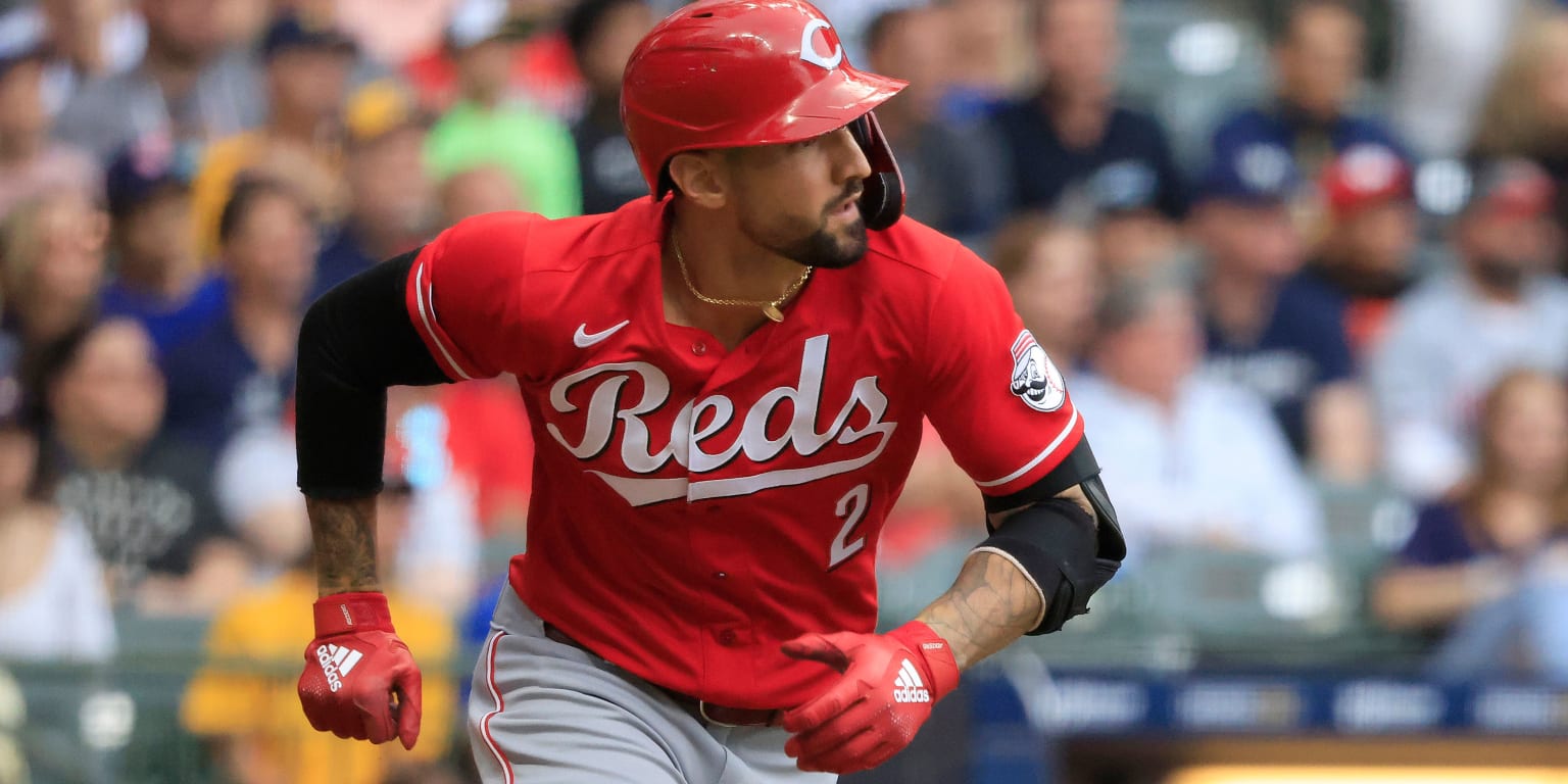 Reds agree to four-year deal with outfielder Nick Castellanos