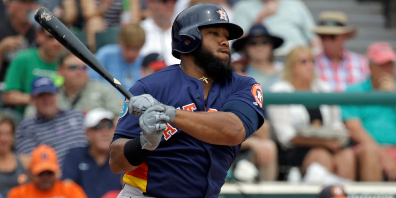 Jon Singleton outrighted as Astros clear space