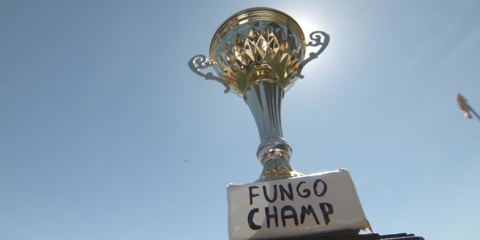 Who would win a fungo golf competition between James Shields and Carson