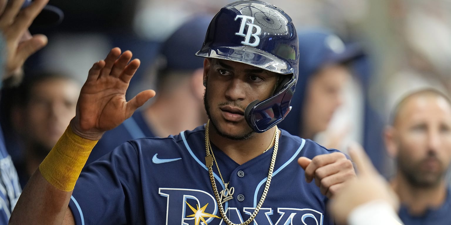 A detailed view of the necklaces of Jose Siri of the Tampa Bay Rays  Photo d'actualité - Getty Images