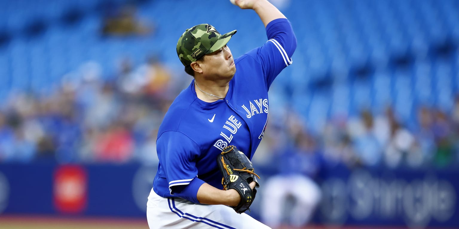 Blue Jays' Ryu Hyun-jin leaves S. Korea for spring training in