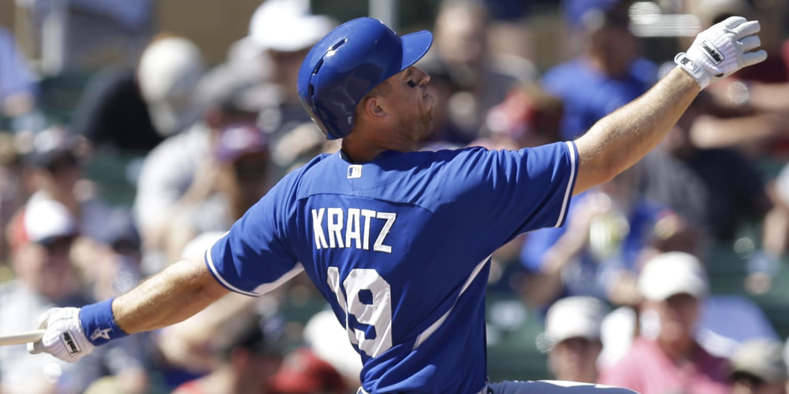Astros' Erik Kratz receives World Series ring