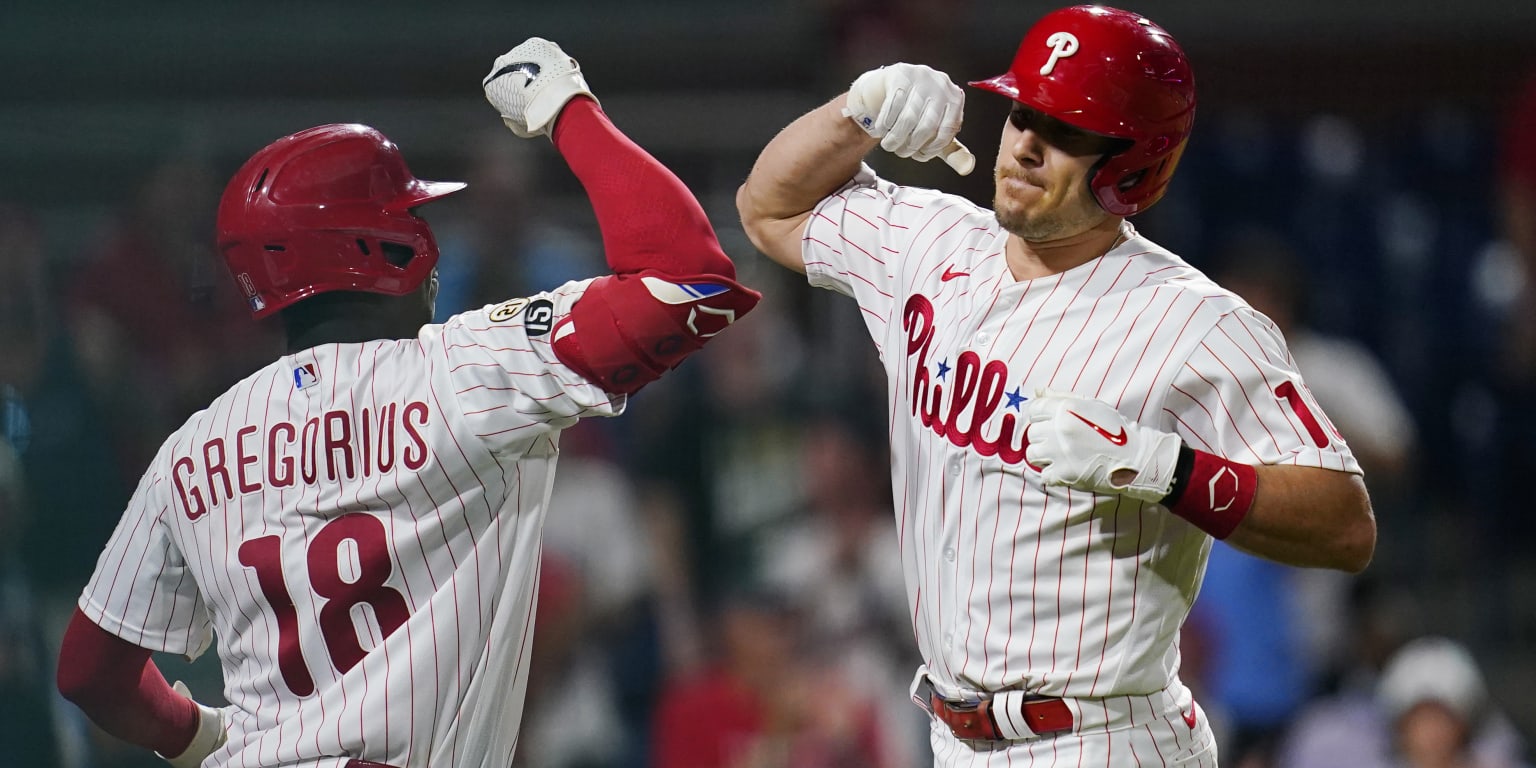 Phillies' Andrew McCutchen, Didi Gregorius talk MLB postseason experience