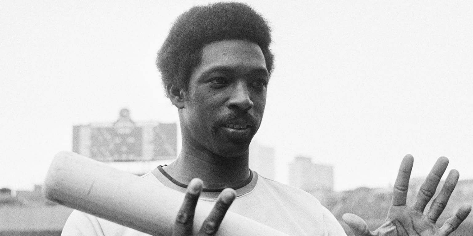 Rennie Stennett, Giants' first major free-agent signing, dies at 72