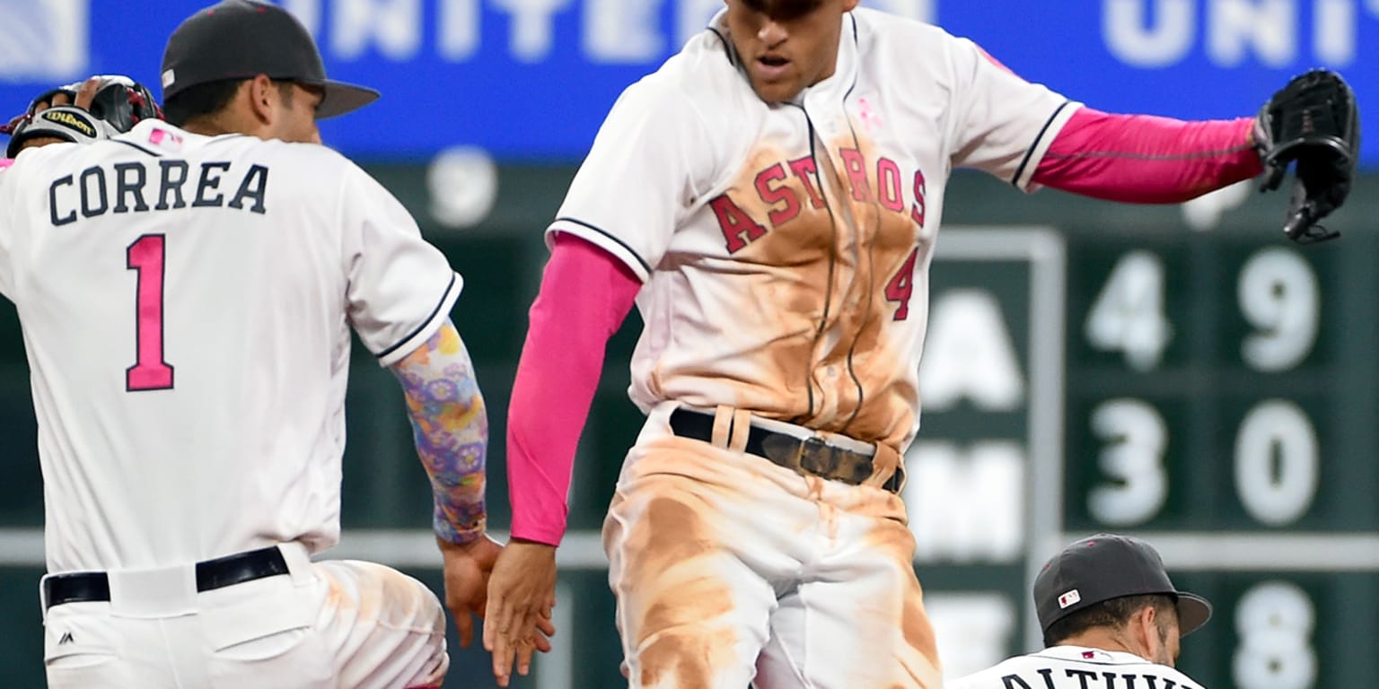 George Springer packs pink Mother's Day bat for Astros' road trip