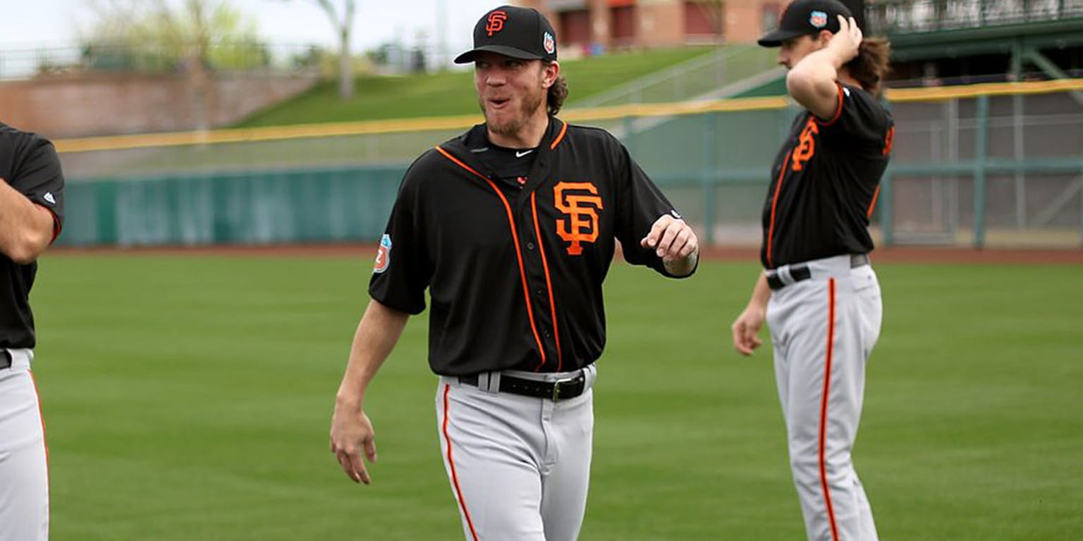 Giants&rsquo; Jake Peavy to manage pitching effort
