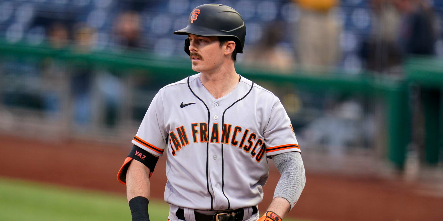 Giants place Mike Yastrzemski, Logan Webb on IL