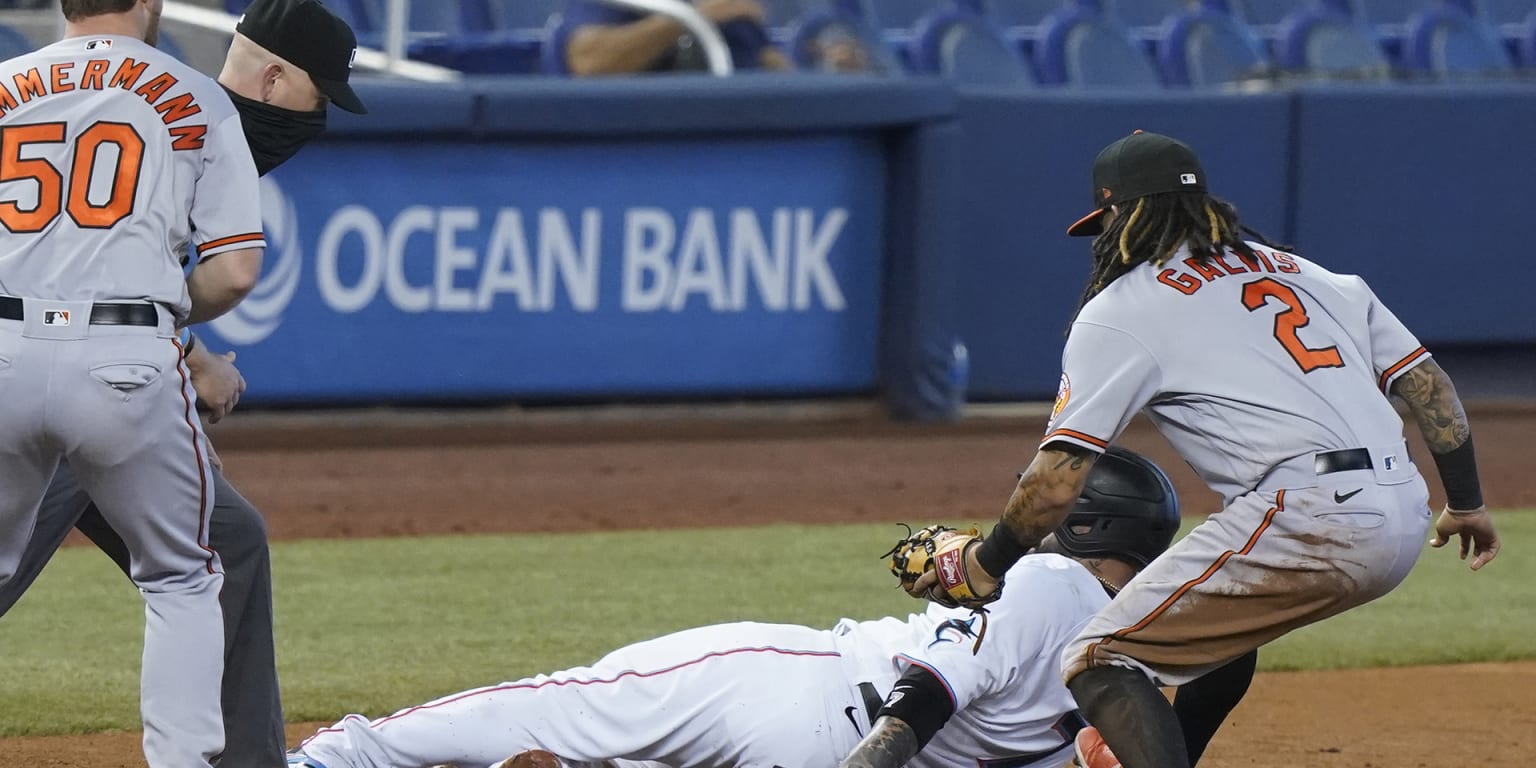 Orioles quedaron en blanco ante Marlins