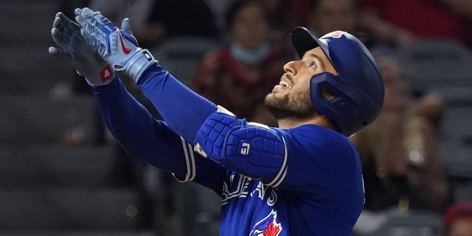 Blue Jays' George Springer returns from quad strain, to bat fifth