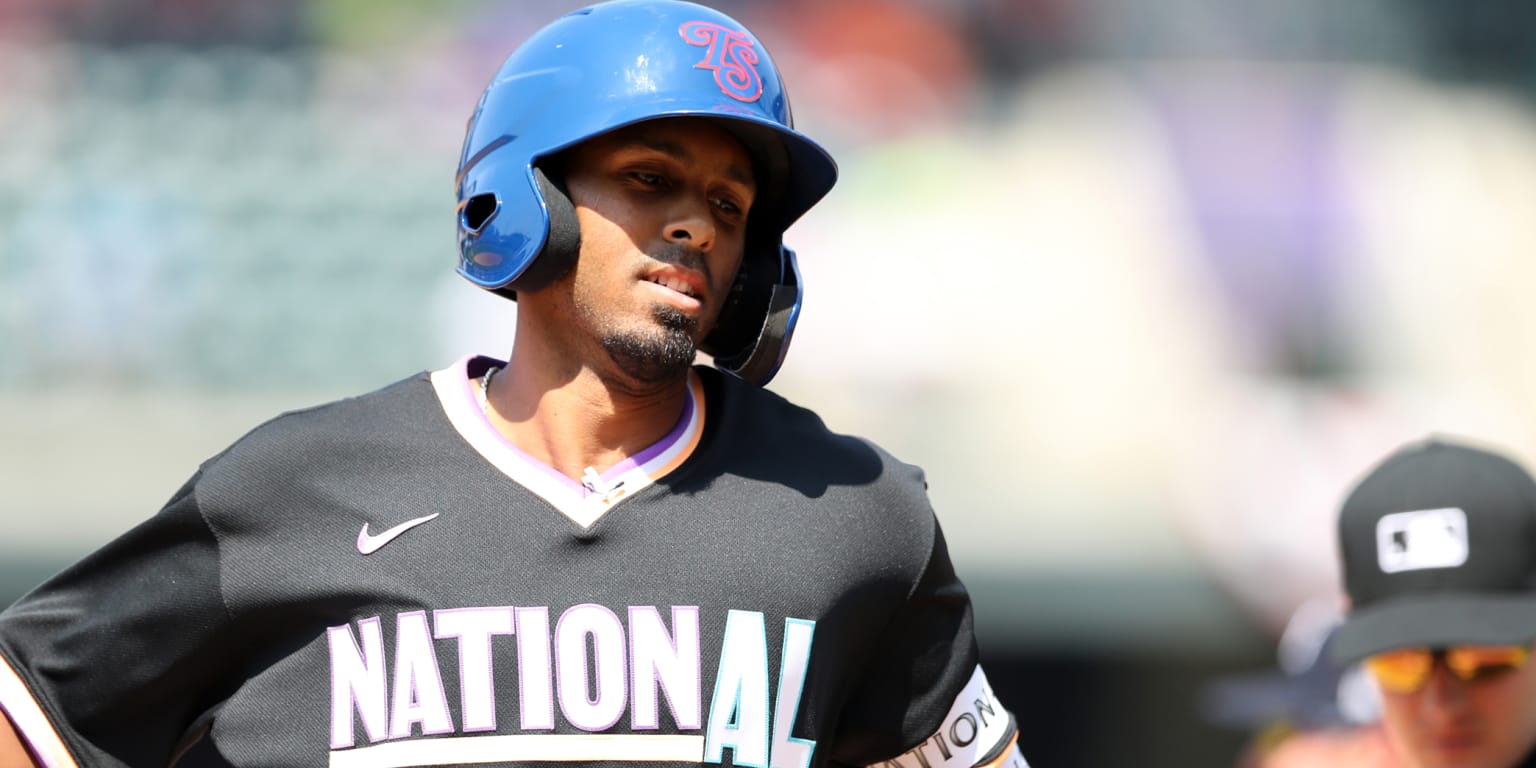 Vinicio Castilla, orgulloso de seguir con el uniforme de Rockies de Colorado