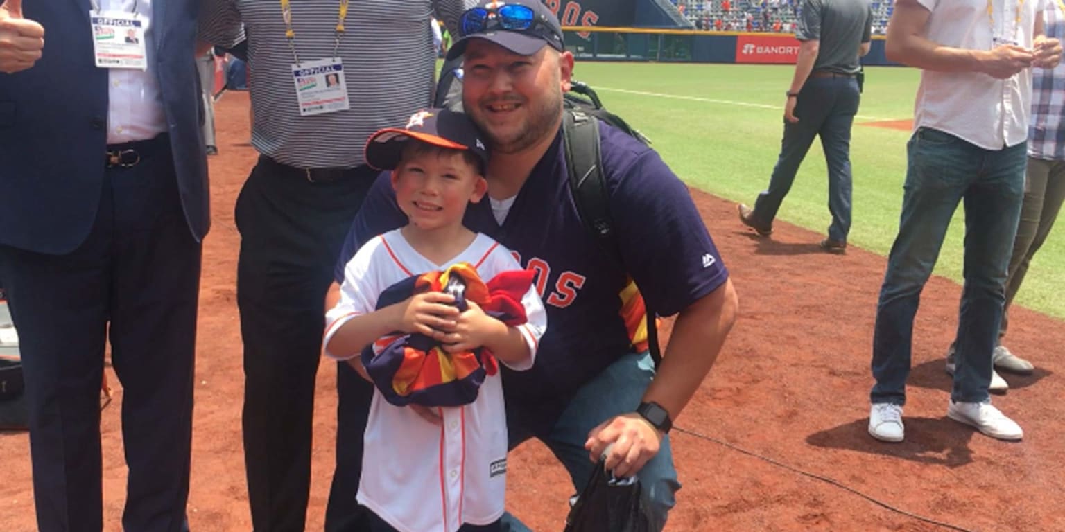 Alex Bregman: Dad Power