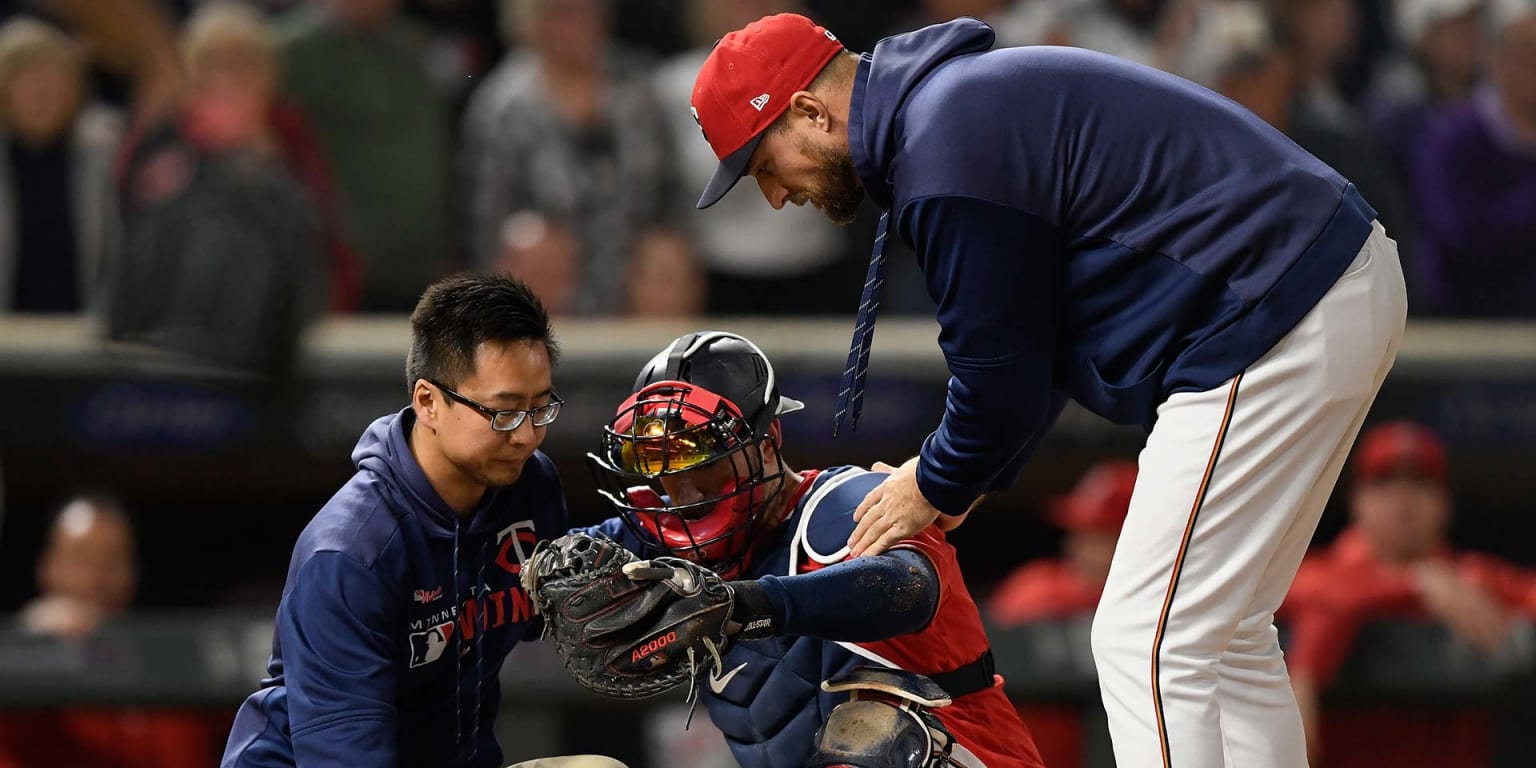 Twins tip Angels; Mitch Garver injured in home plate collision