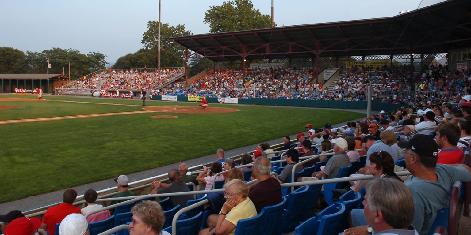 Historic Bowman Field capacity: MLB Little League classic attendance