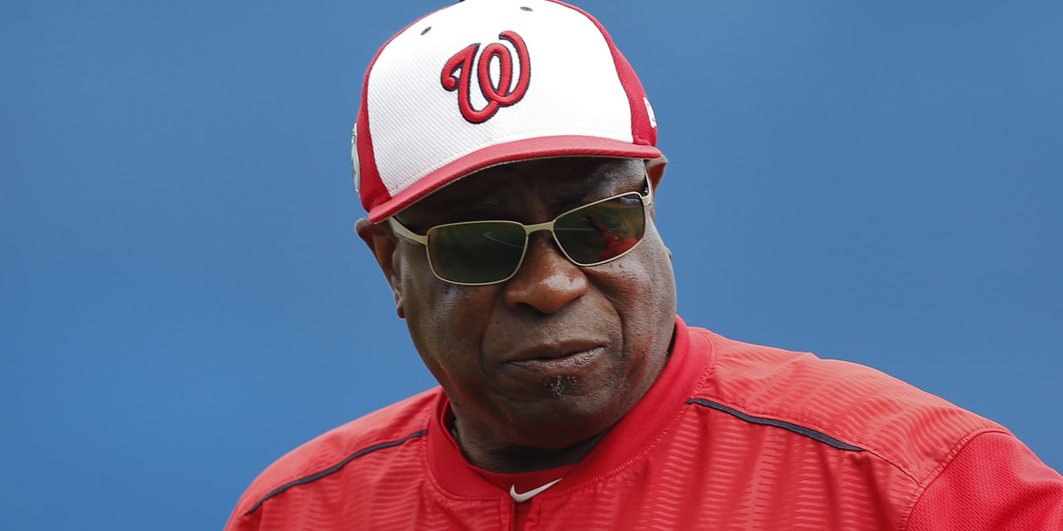 Dusty Baker leaves Nationals after death in family - Los Angeles Times