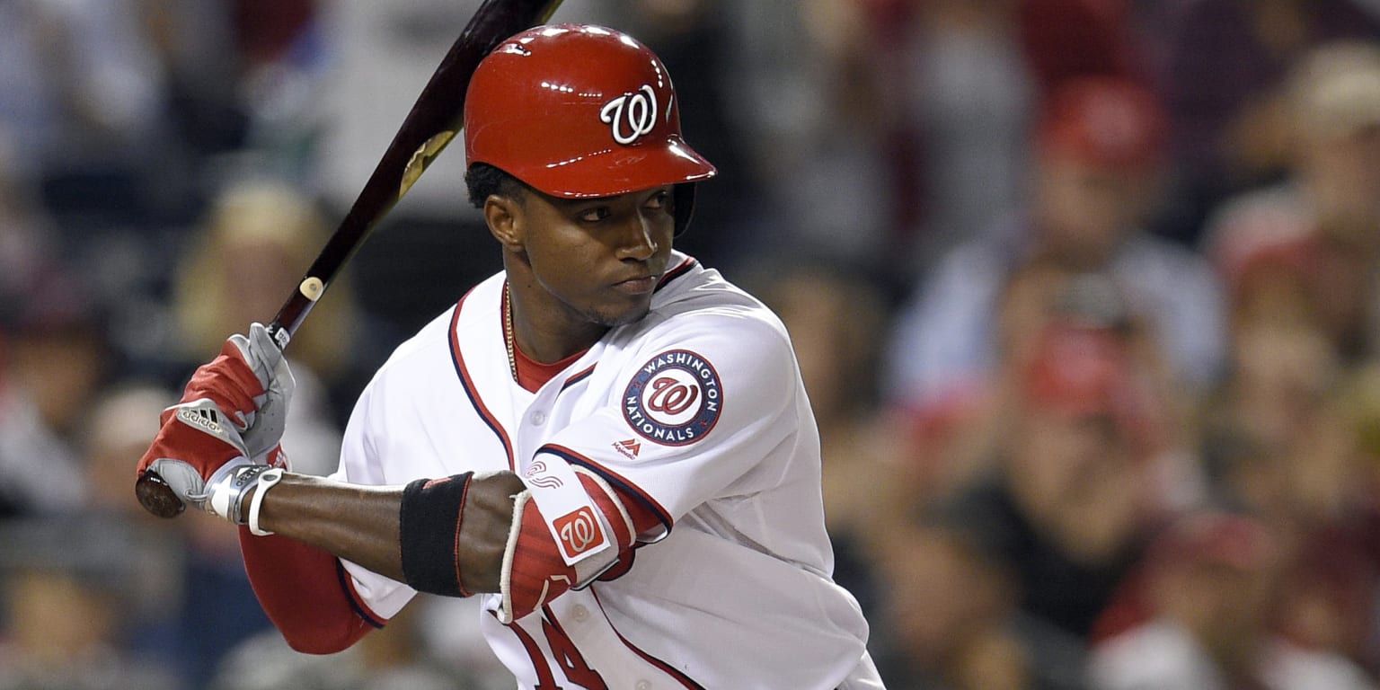 Victor Robles arrives at Nationals' Spring Training