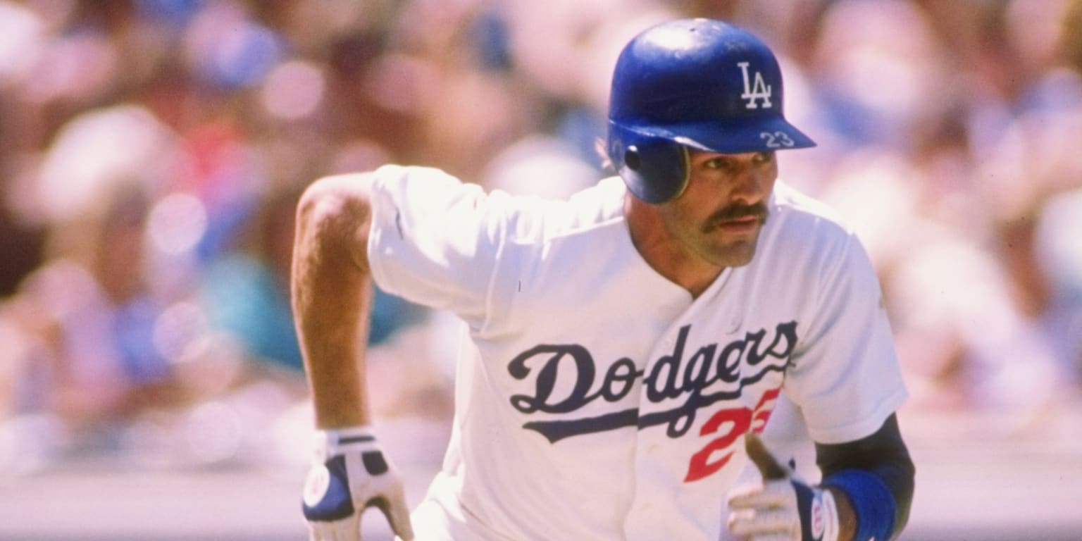 34 years ago, signing Gibson reversed Dodgers' descent thumbnail
