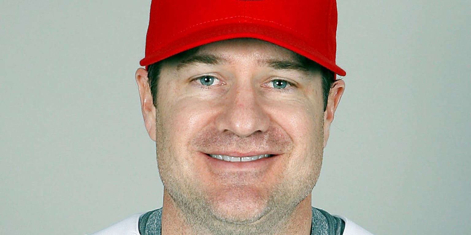 Reds select David Bell as team's new manager