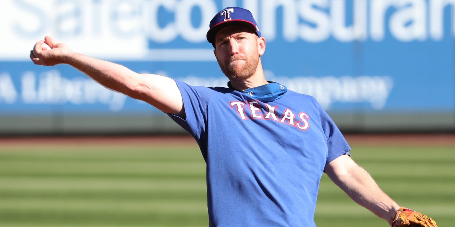 Rangers complete Todd Frazier trade with Mets from August