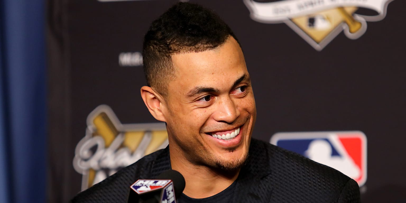 Yankees acquire Giancarlo Stanton from Marlins