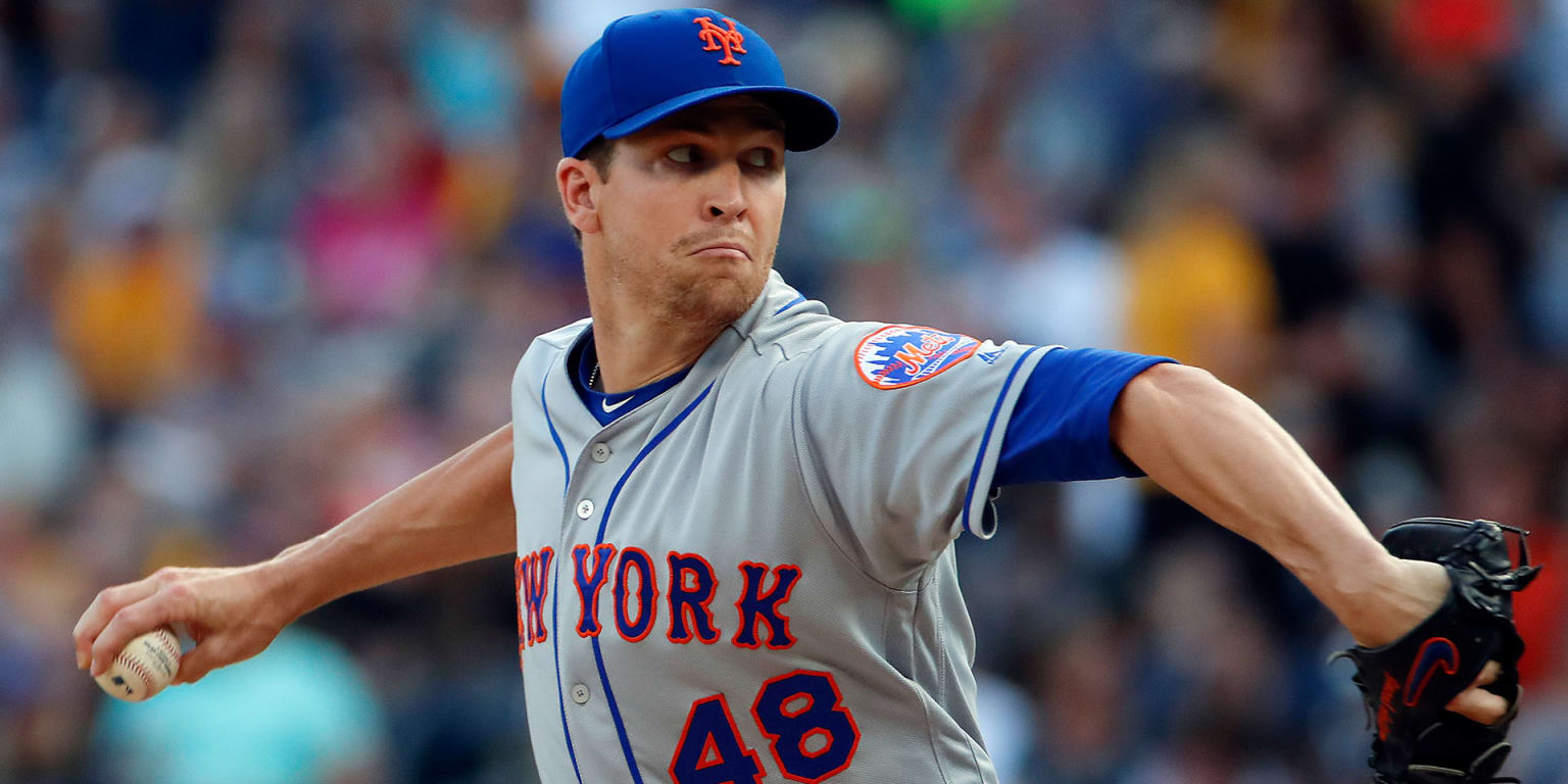 Jacob deGrom contract talks continue