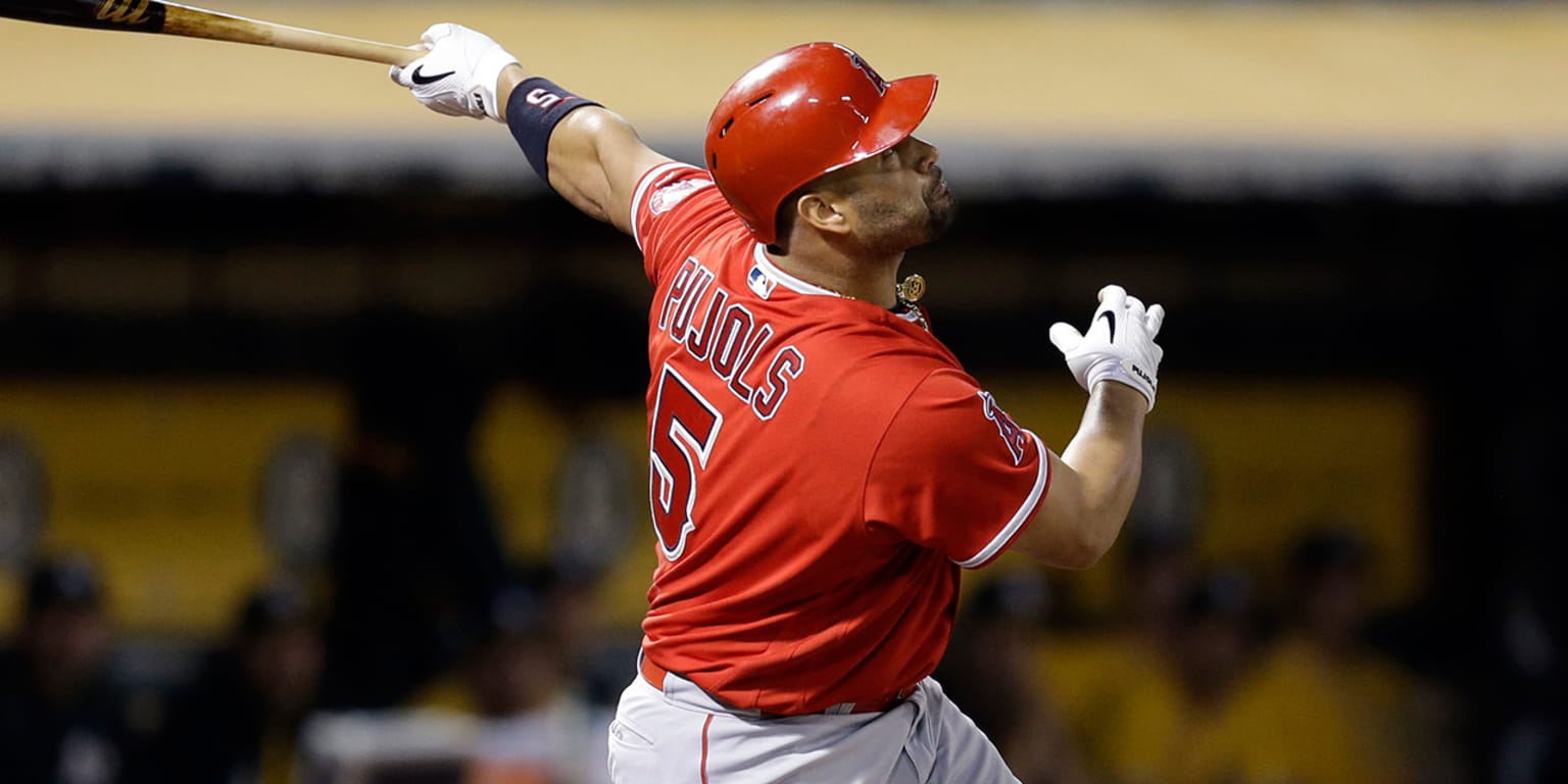 Albert Pujols 3,000 figure among promotions