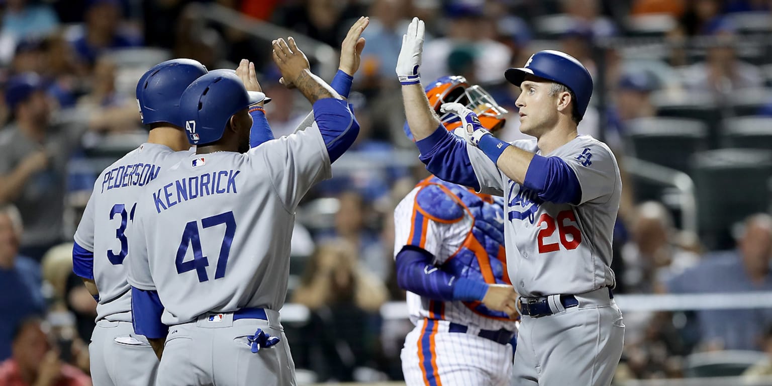 Phillies' Noah Syndergaard didn't get to catch Chase Utley's first