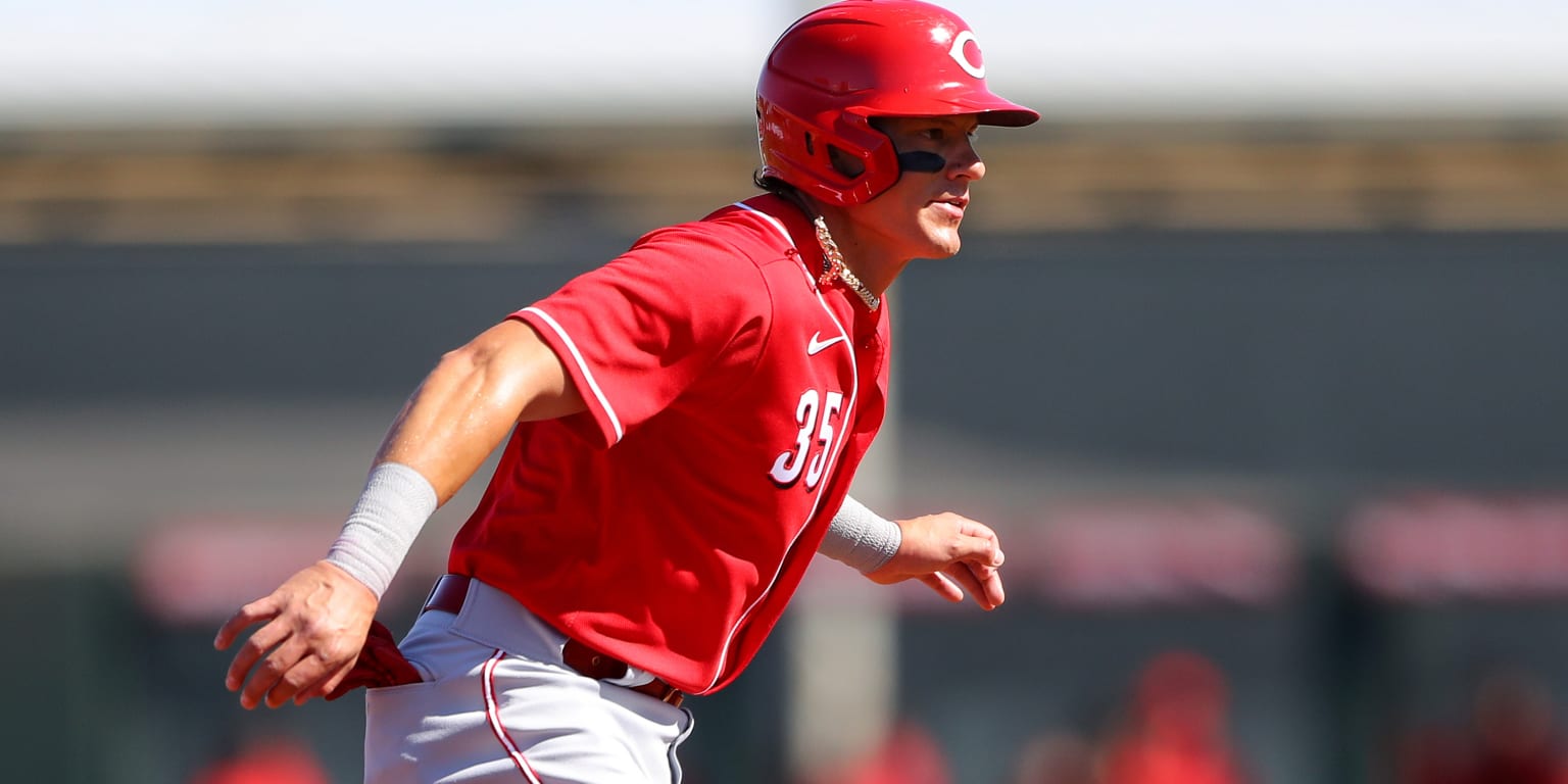 A healthy and grateful Derek Dietrich returns to the Reds - The Athletic