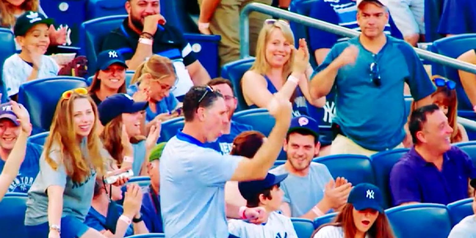 And now, a look back at all the best fan moments from last week in MLB