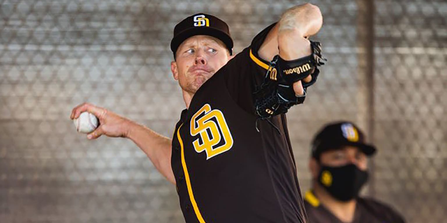 San Diego Padres add another late inning arm in Keone Kela