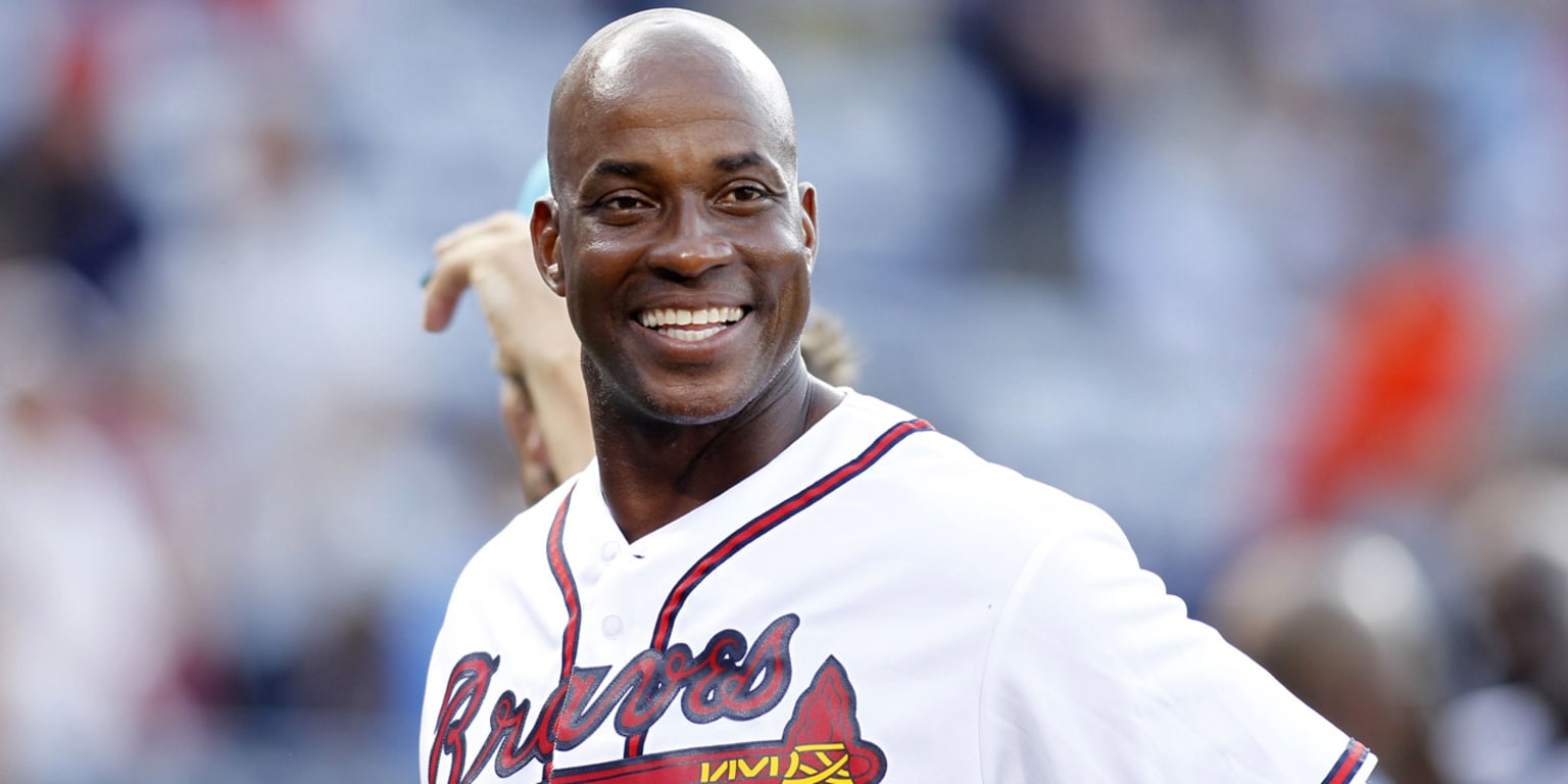 Former Braves star Fred McGriff credits persistence as he enters