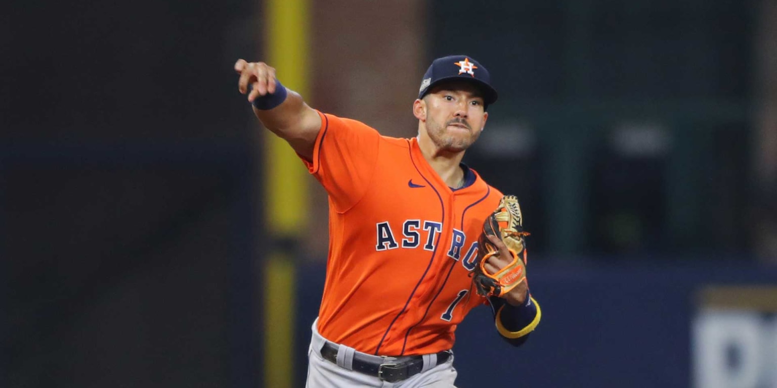 Astros avoid arbitration with Carlos Correa, settle on 2021 salary