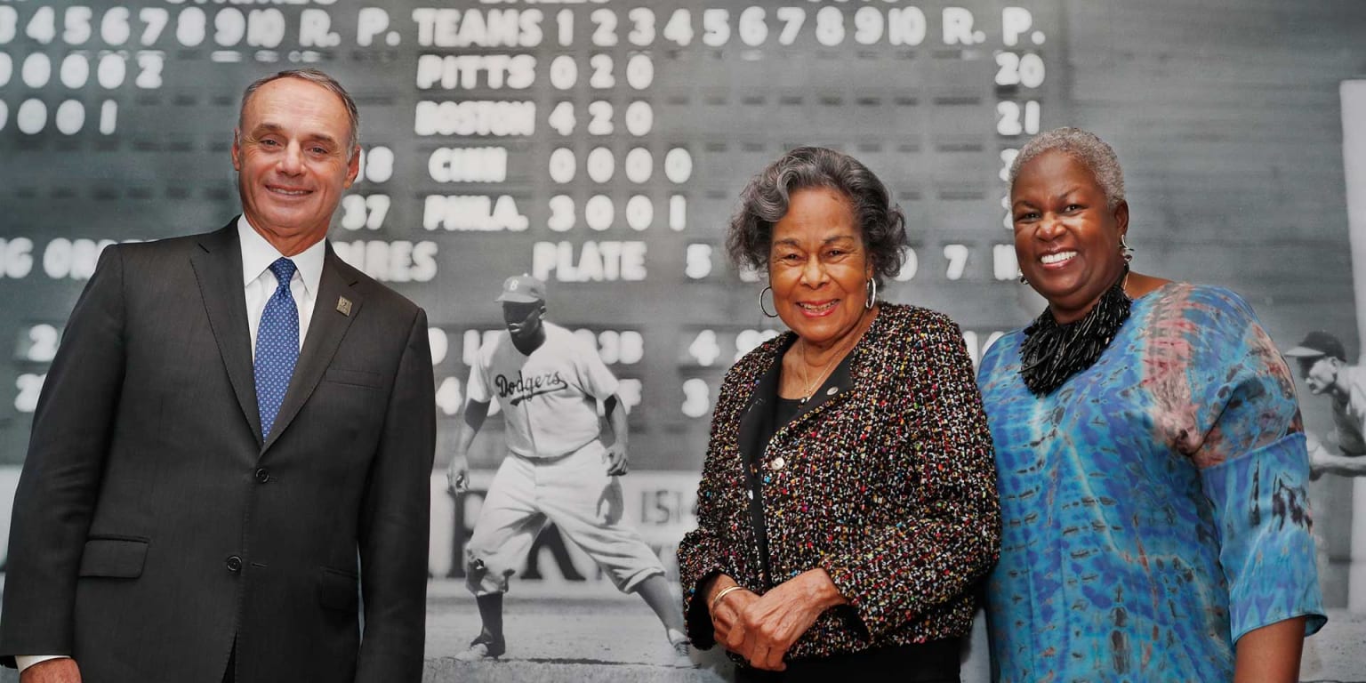 Nightengale: MLB to Celebrate Jackie Robinson's 100th Birthday in 2019 –  The Sport Digest