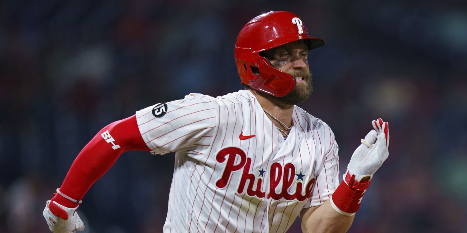 Phillies' Bryce Harper goes on IL with bruised left forearm