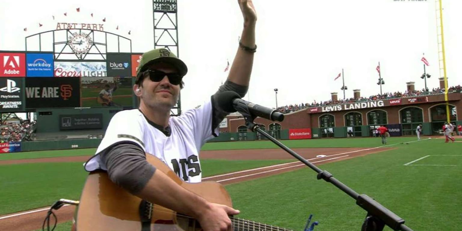 15 Years After Cy Young Award, Barry Zito Hits The Billboard Charts