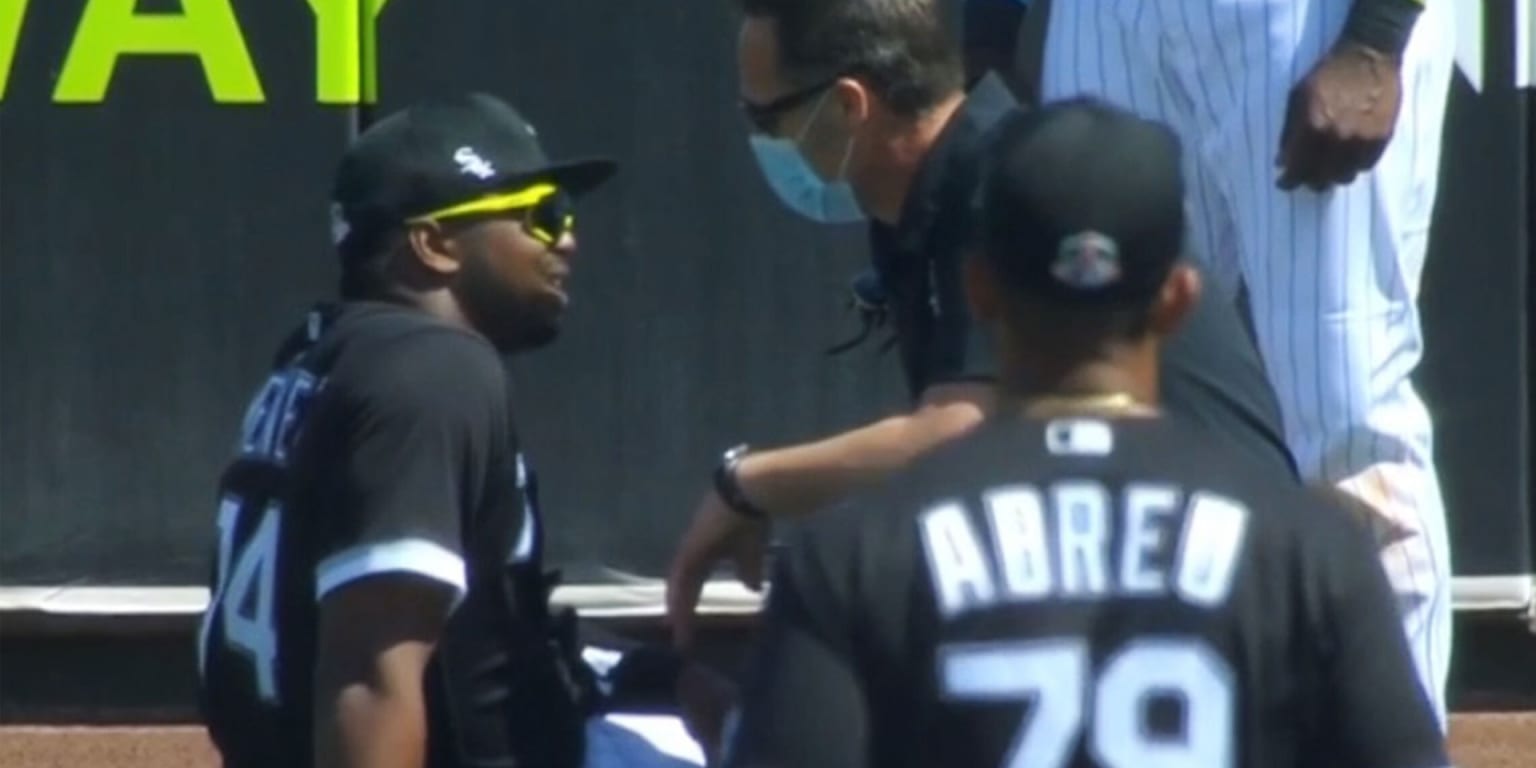 Chicago White Sox fans annoyed as Eloy Jimenez on the injured list yet  again due to leg injury: It hasn't even been a week Here we go again