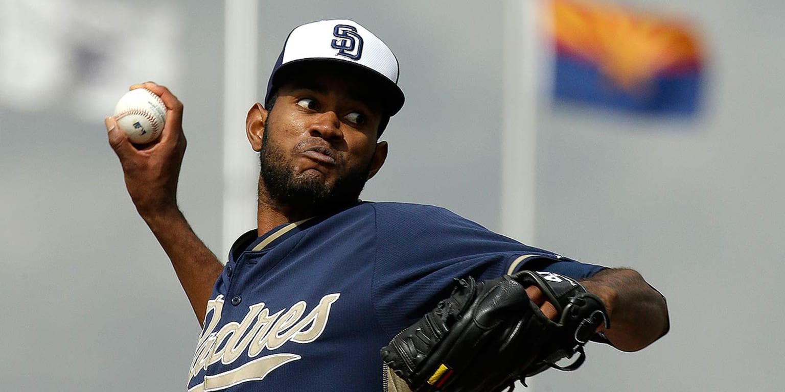 Prospect Tayron Guerrero debuts with Padres
